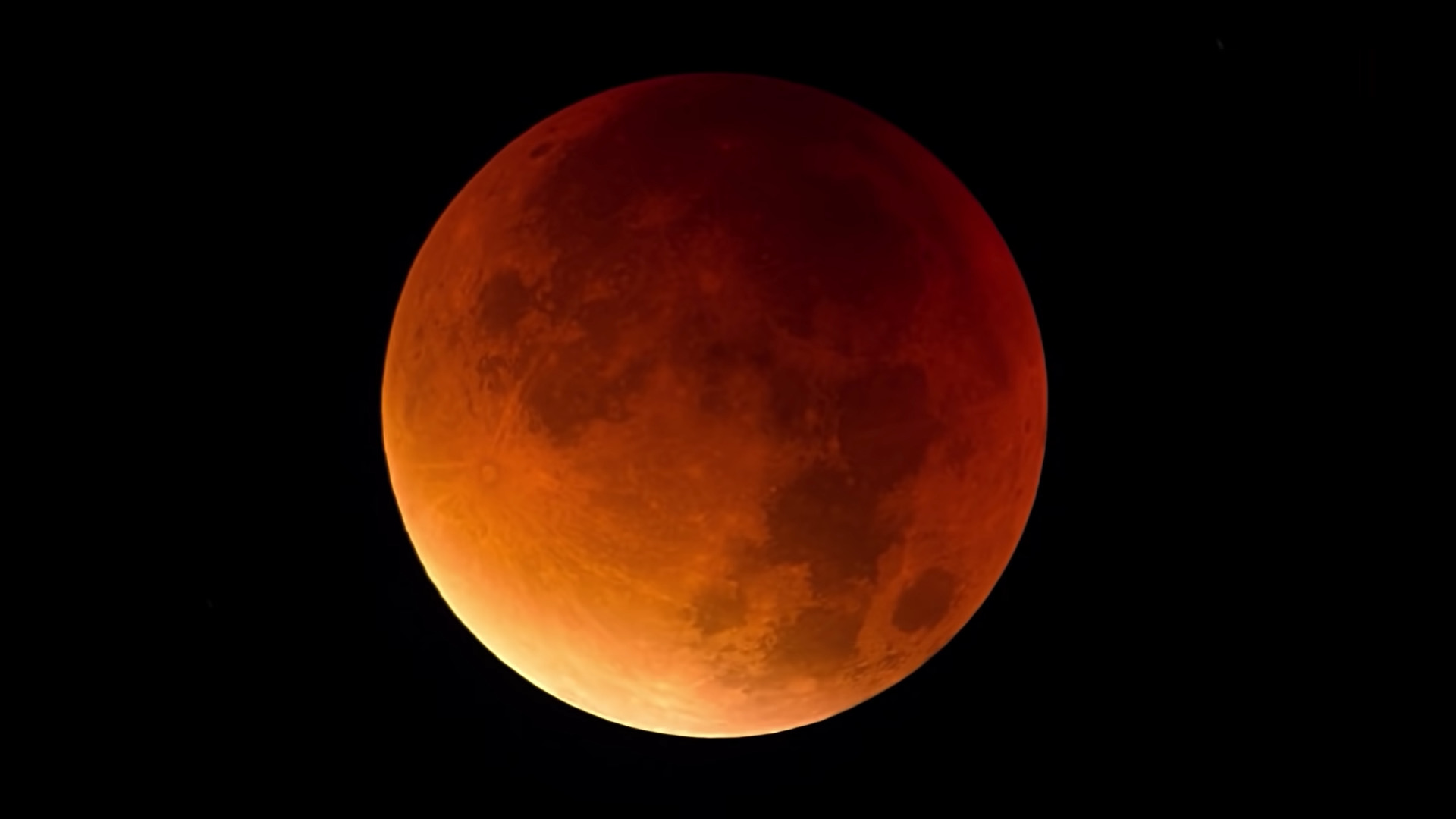 "Capturing the Mystical Lunar Eclipse of 2023 with Your Smartphone: NASA's 9 Pro Tips"