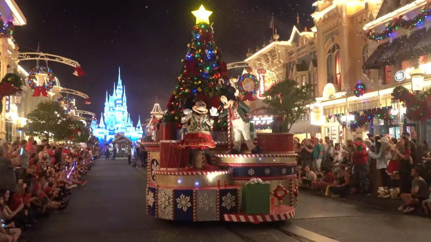 Grand Rapids Sparkles with Joy: Santa Claus Parade Unwraps the Magic