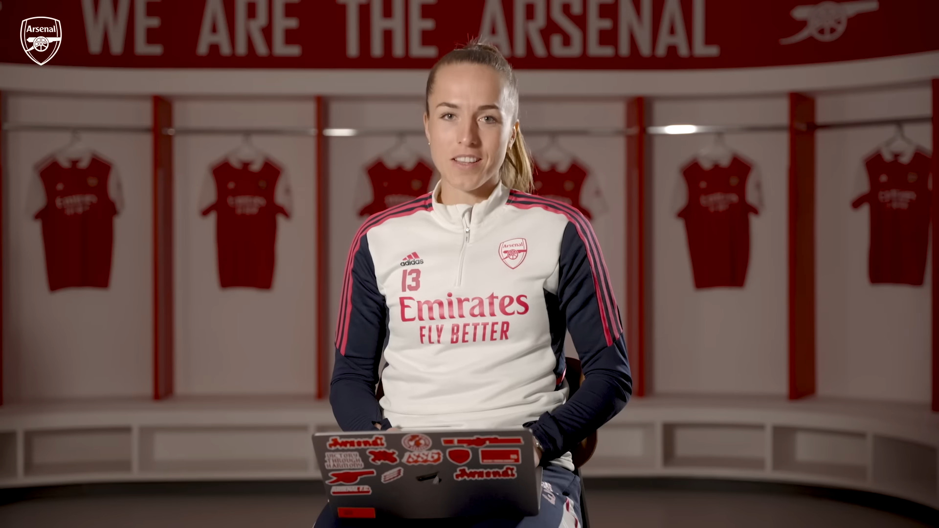 "Crafting Greatness: Lia Walti and Arsenal's Unstoppable Fan-Fueled Rise"