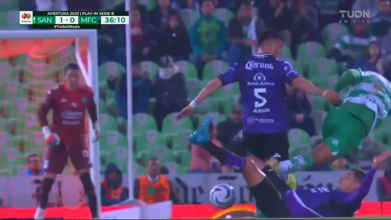 Santos Laguna Saga: An Epic Clash Unfolds - Goals and Highlights: Leon 3-2 Santos Laguna in Liga MX 2023